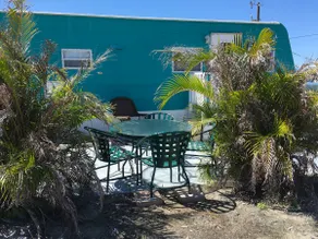 Sun Fish Island Retreat - Image 4