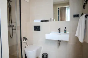 Studio M at The MYDE with Kitchenette near Airport - Image 5