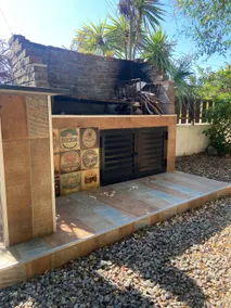 House with grill near the beach and the bullring - Image 5