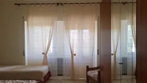 Apartment in a central area with a panoramic view - Image 2