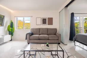 SoFi 2Bed/2Bath Beachfront Condo - Image 2
