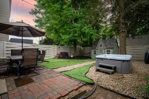 Harry Potter Loft with New Hot Tub | German Villag - Image 2