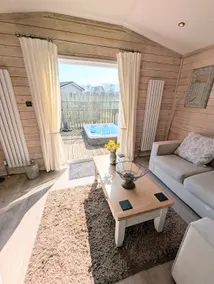1 or 2 bedroom Hot tub Lodges - Image 4