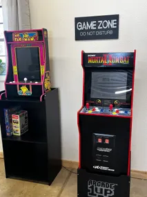 HUGE Game-Room Style Barndo - Image 3