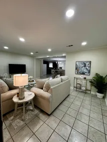 Gather & Relax: Updated Stay w/Fire Pit, Near LSU - Image 2