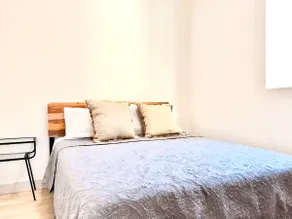 Modern GuestHouse Fenced & Pet Friendly - Image 3