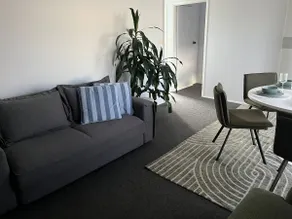Seabreeze Retreat, 100m from the Beach - Image 5