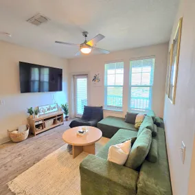 10min DT/Beach | Resort Style 2B+2B, King Beds - Image 5