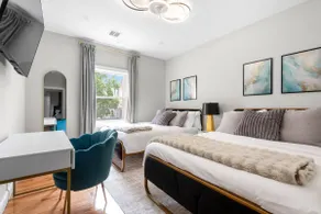 Luxury 4BR • Sleeps 12 • Family-Friendly • W/D - Image 5
