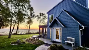Luxury Waterfront Home in Sister Bay - Image 2