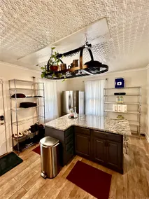Cozy Loft Apartment - Image 4