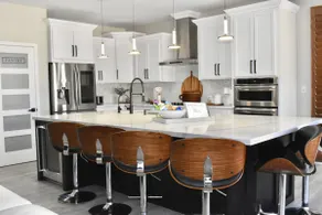 Modern Family Home near State Farm Stadium - Image 3