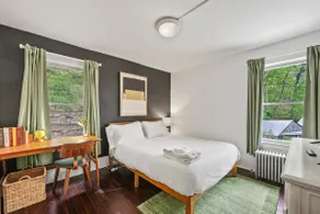 Mill Town Lodge • Sleeps 7 near MASS MoCA - Image 2