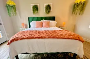 Vintage Stylish apt. Walk to Stadium/Free Park - Image 2