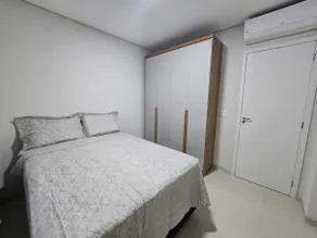 apartment with pool and 2 garages - Image 5