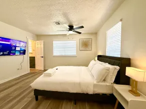 Zephyr Comfort: 4BR home in the heart of Bethany - Image 3