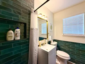 Zephyr Comfort: 4BR home in the heart of Bethany - Image 5