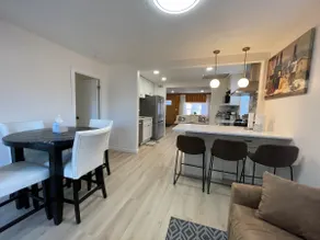 Newly Renovated 3 Bed 2 Bath Easy Access Boston - Image 4