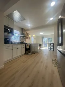Newly Renovated 3 Bed 2 Bath Easy Access Boston - Image 4
