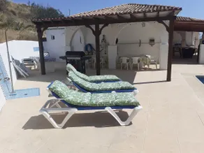 Perfectly positioned Cortijo - Image 4