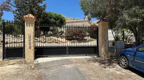 Perfectly positioned Cortijo - Image 3