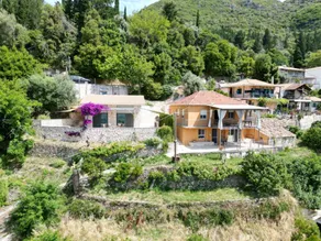 Flora Stone House - Image 5