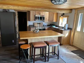 The Log Cab-Inn - Image 5