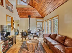 Wood Stove Cabin • Covered Hot Tub • Near Skibowl - Image 3