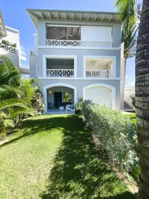 2 BDR Luxe Condo at Tracadero Sea and beach club - Image 3