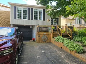 The Green Lodge - Upper Level Raised Bungalow - Image 2