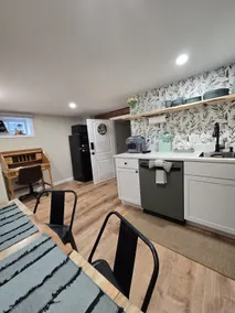 Cozy Private Studio Near Boston & Tuscan - Image 3