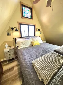 HunniBee Loft - Image 3