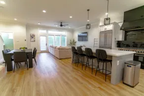 Luxury Home w/ Houston Best View & Near Everything - Image 3