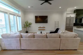 Luxury Home w/ Houston Best View & Near Everything - Image 4