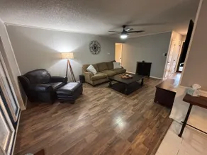 Cozy Home Near Old Town Burleson - Image 2