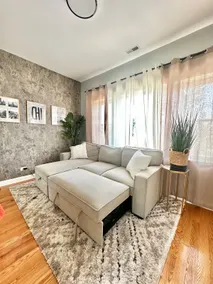 20% OFF Windy City Escape- 2 queen BR - Image 4