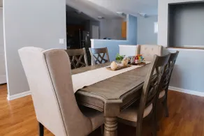 Relaxing Townhouse Escape - Image 4