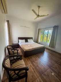Yol Retreat- 2BHK, 5 Car Parking, Cook, Peak Views - Image 3