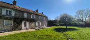Large country house with tennis court & swimming pool - Image 2