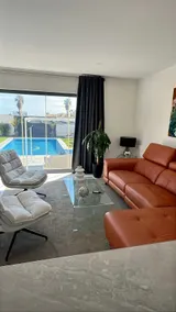 Villa mit privatem Pool - Image 3