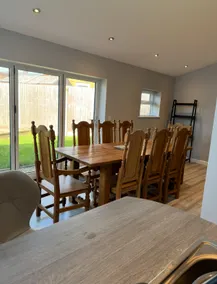 Perfect home for families or contractors - Image 3