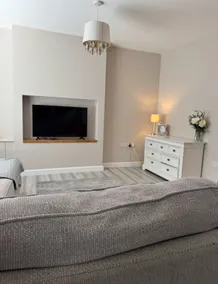 Perfect home for families or contractors - Image 2