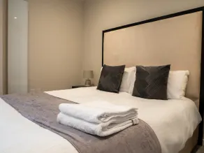 5 mins from Victoria | Brand New - Image 3
