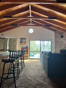 The cozy cabin! - Image 2