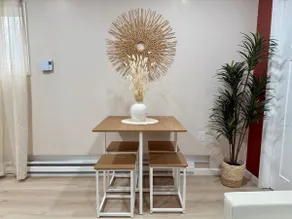 Modern 1BR in Utica | Fast WiFi, Self Check-In - Image 3