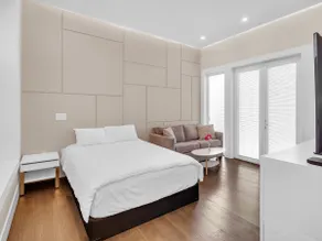 Luxury/private/walk to dining/free parking/2 beds - Image 4