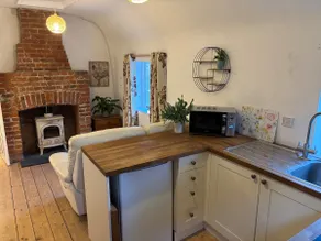 The Old Wash House - built 1775 - Image 2