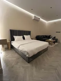 Studio with luxurious design and smart entry - Image 4