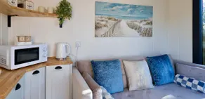 The Gatwick Cabin With Airport Parking Available - Image 4