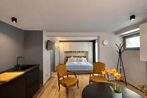 Blue Casbah Suite in downtown Menaggio - Image 2